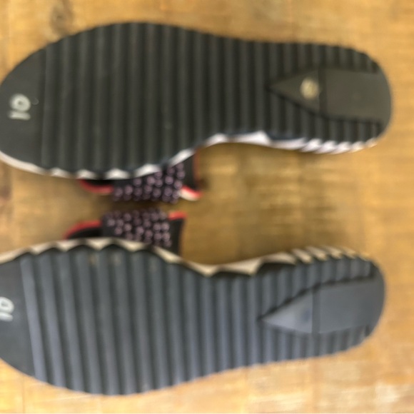 Tory Burch Navy and Red Beaded Sandals - Picture 3 of 3